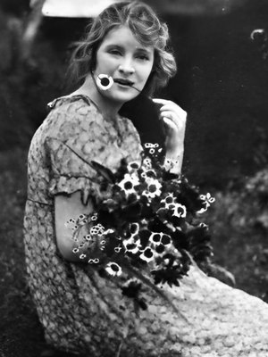 Mae Marsh