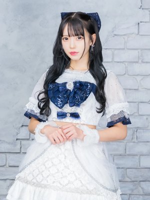 Mana Fujiki