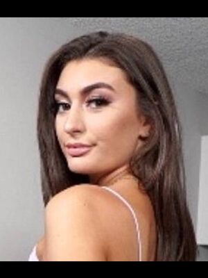 Mae Milano