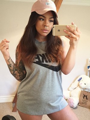 Mia Redworth