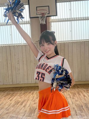 Moe Sakakibara