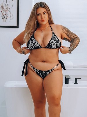 Myra Lynn