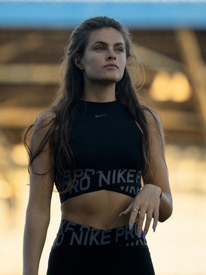 Nicole Remezok