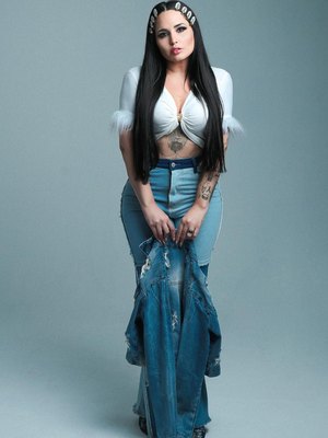 Perlla (Singer)