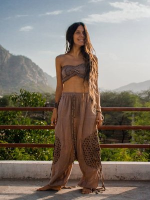 Raihne Cosmopoulos