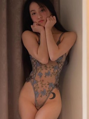 Selina Tan