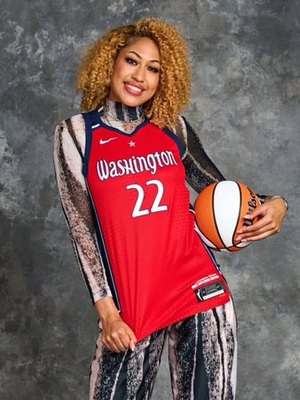 Shakira Austin