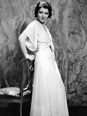 Sidney Fox