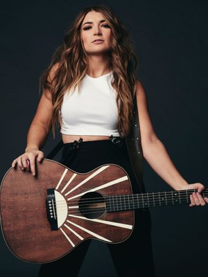 Tenille Townes