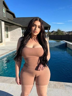 Adriana Lianne