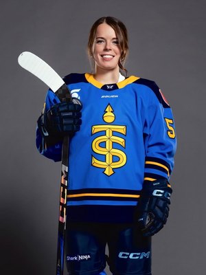 Victoria Bach