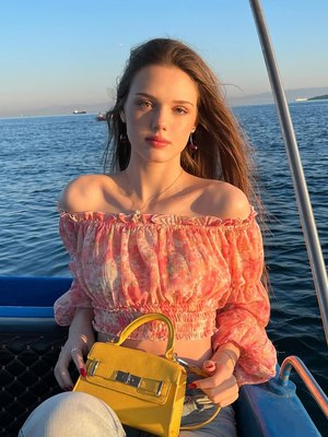 Ayse Telefoncu