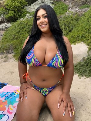 Dulce Castaneda