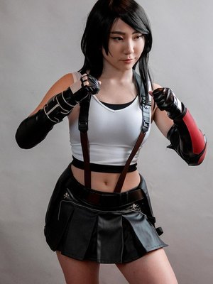 Emmi Xi