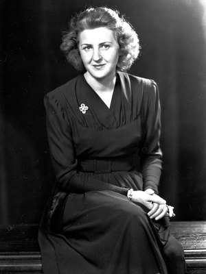 Eva Anna Paula