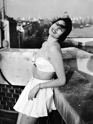 Eva Bartok