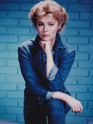 Faye Grant