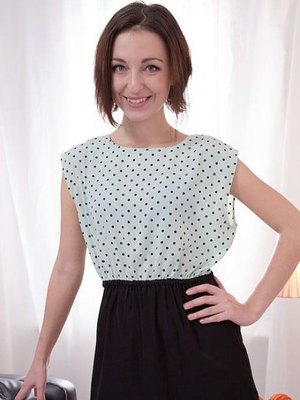 Liona Bee