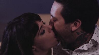 Amateur babe got fucked on bed