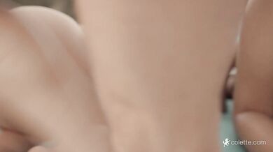 Pool party threesome with Elsa Jean and Zaya Cassidy