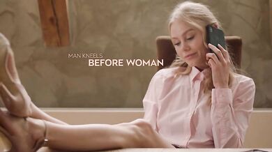 Nancy A worships her man's knee with her slim body and hot mouth