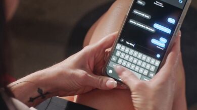 This horny babe gets her hungry hole stretched and then creamed to the limit