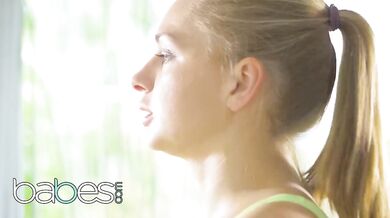 Witness Ivana Sugar getting her tightest exit shredded by a massive black piston