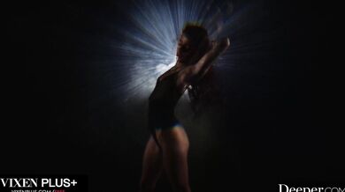 See Vanna Bardot's intense reaction as she is completely sealed with three dicks at once