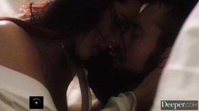 See Vanna Bardot's intense reaction as she is completely sealed with three dicks at once