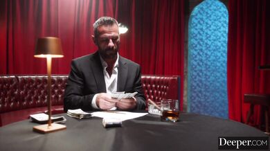 Total office domination as Valerica Steele squirts all over her boss during a hardcore session