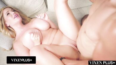 Savannah Bond leaves nothing to the imagination while teaching her son's friend a lesson in pleasure