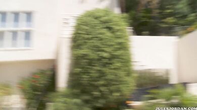 Busty blonde Kennedy Leigh shows off her big ass and gets drilled in detail